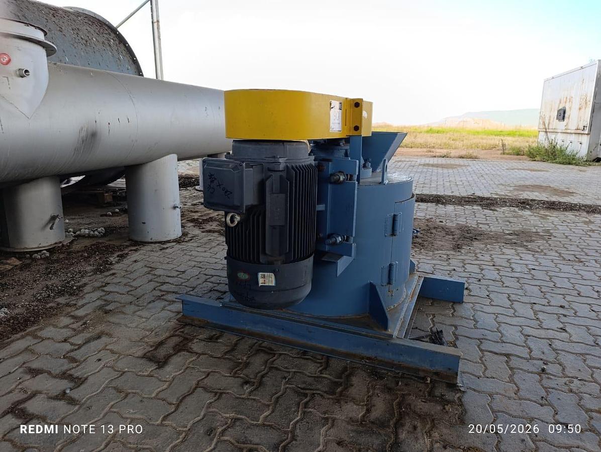 Used NEW VERTICAL IMPACT CRUSHER WITH 15 KW ELECTRICAL MOTOR
