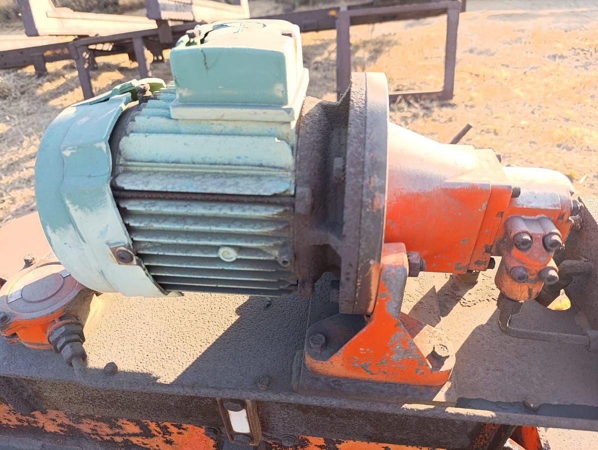 Used OVERHEAD CRANE SPREADER BEAM ( USED )