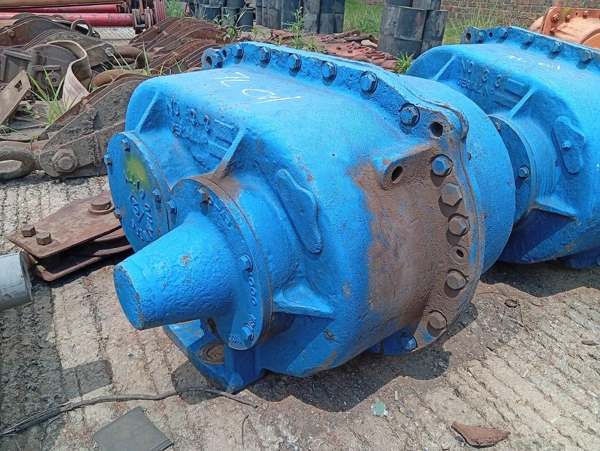 Used ALLIS-CHALMERS NO. 3-3 VIBRATING SCREEN MECHANISM (EXCITER)