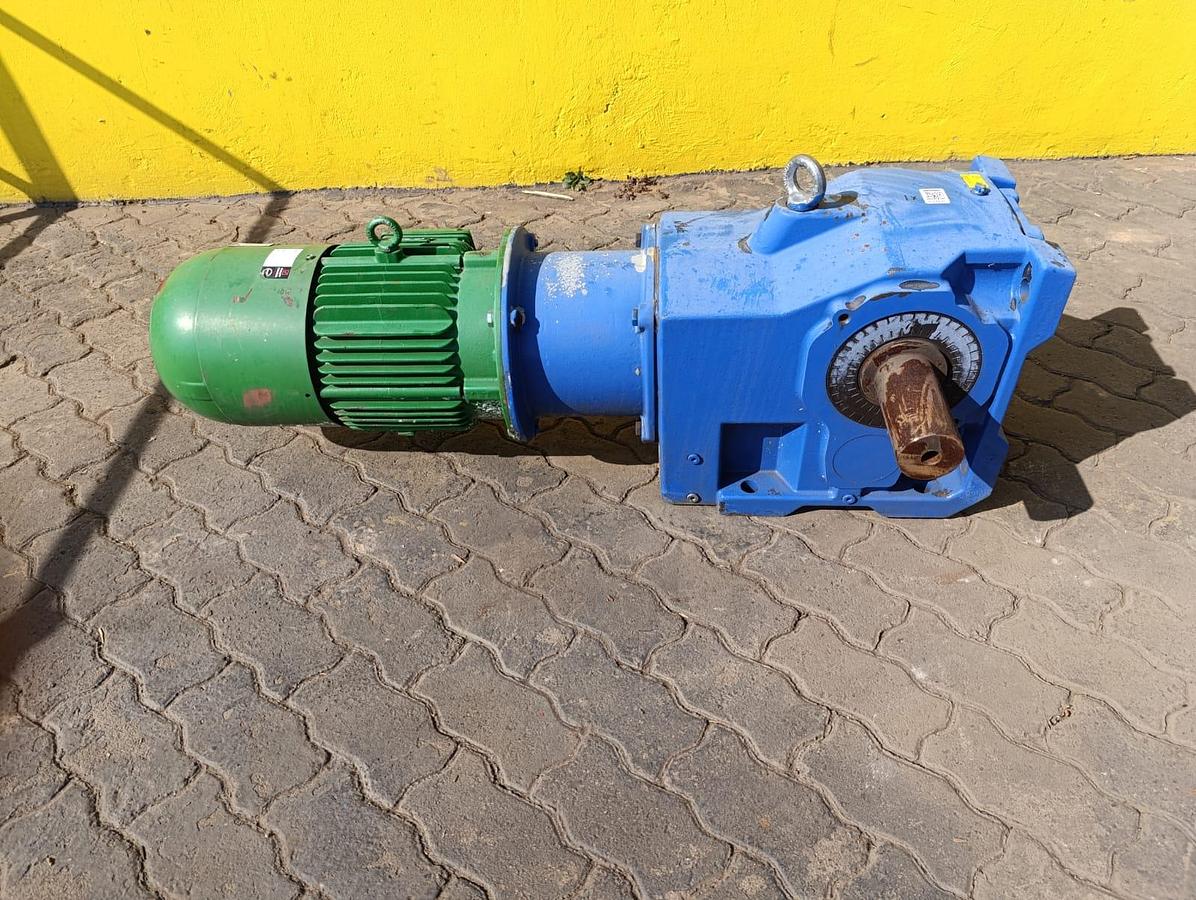 Used BMG GEARBOX WITH ELECTRIC MOTOR 5.5KW