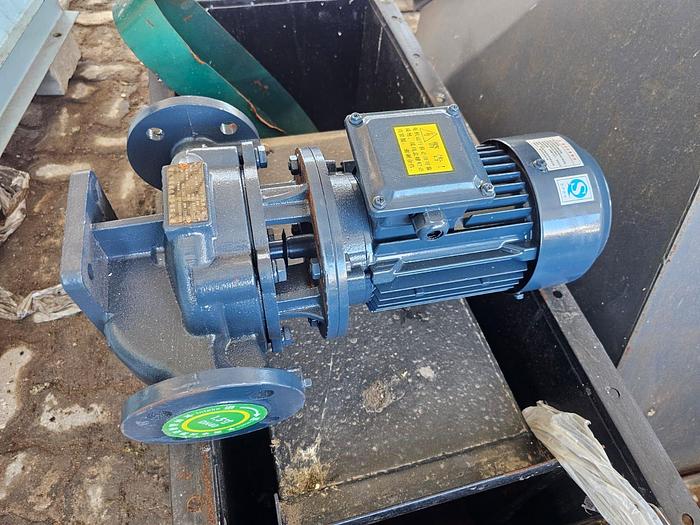 Used COMPLETE (BRAND NEW) 2024 VIBRATING FLUID BED DRYER UNIT, WITH FANS, OVEN, VIBRATORS, DUCTING, CYCLONES, CONTROL PANELS, SCREW FEEDERS, GEARBOXES & MOTORS