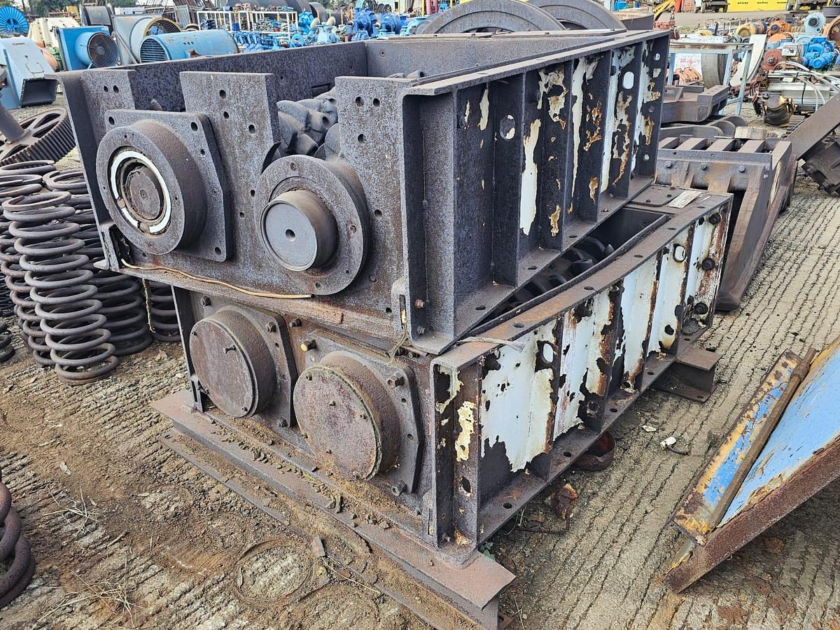 Used DOUBLE DRUM CRUSHERS