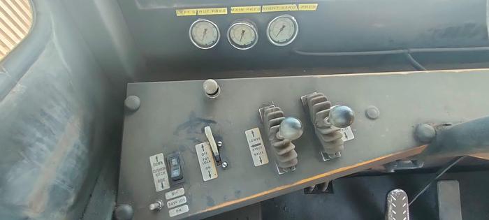 Used CATERPILLAR 621E KRESS SLAG POT CARRIER & TIPPER (RUNNER)