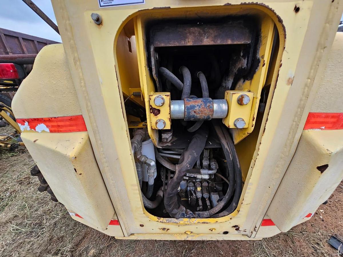 Used NEW HOLLAND LM1445 TELEHANDLER