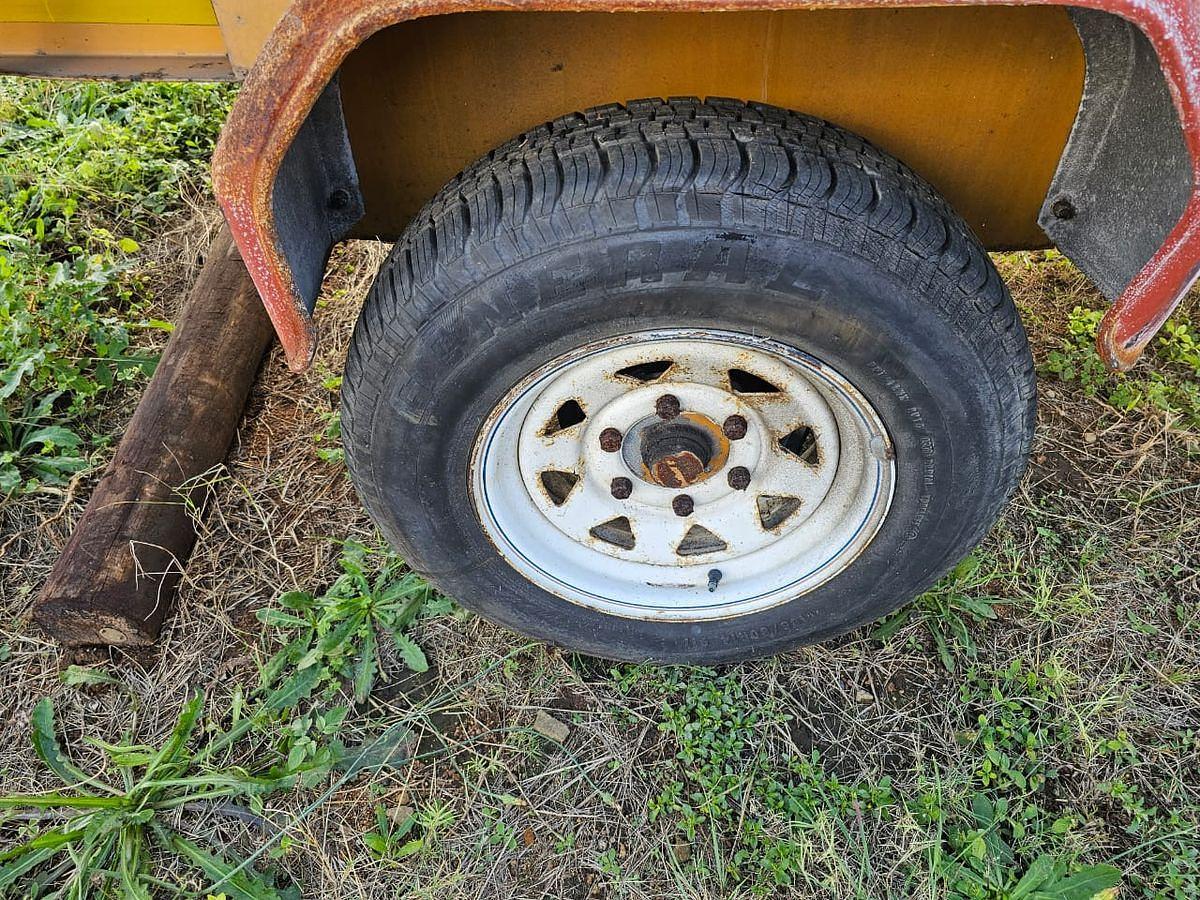Used 850 LITRE SINGLE AXLE WATER TANKER TRAILER