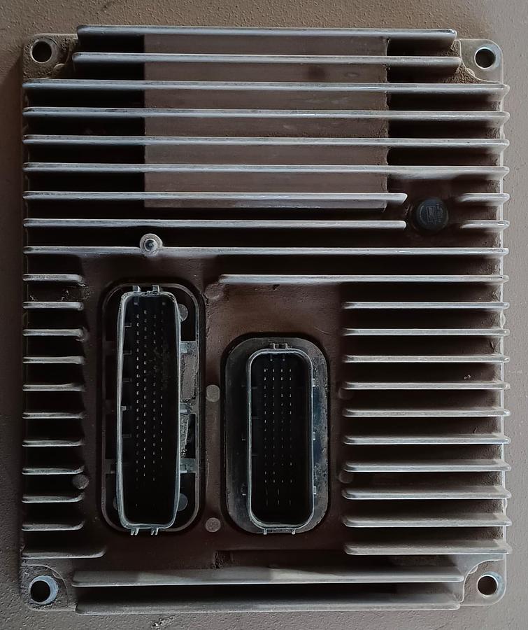 Used VOLVO ORANGE RAIL ENGINE CONTROL UNIT A40F (USED)