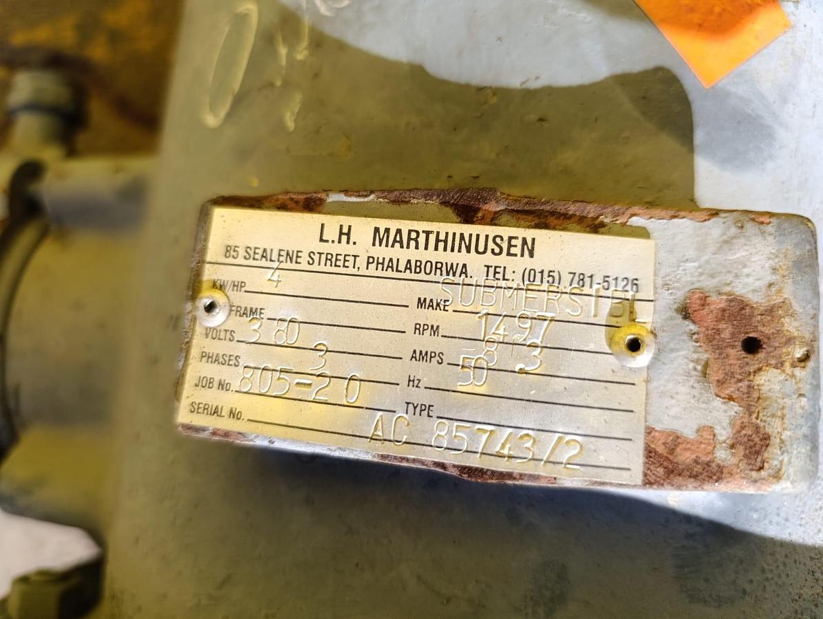 Used SUBMERSIBLE PUMP 4KW