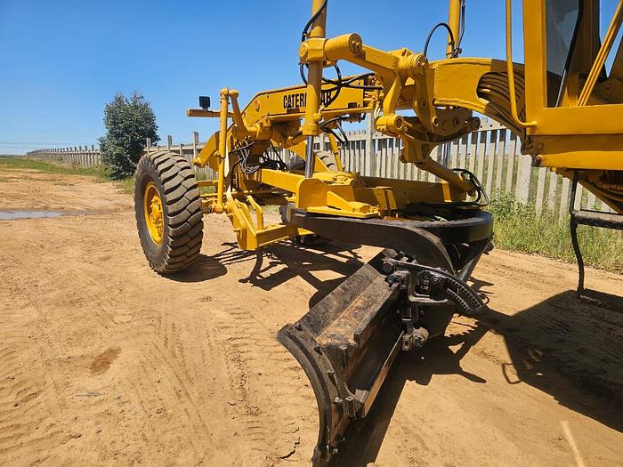 Used 120 G GRADER (RUNNER)