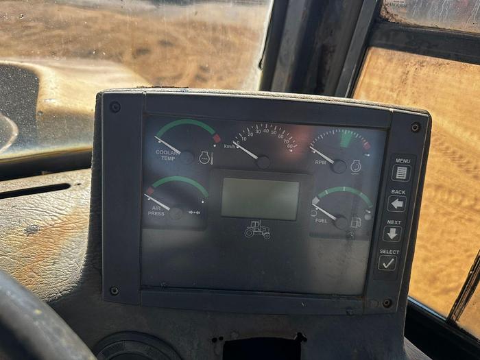 Used BELL TRACTOR (RUNNER)