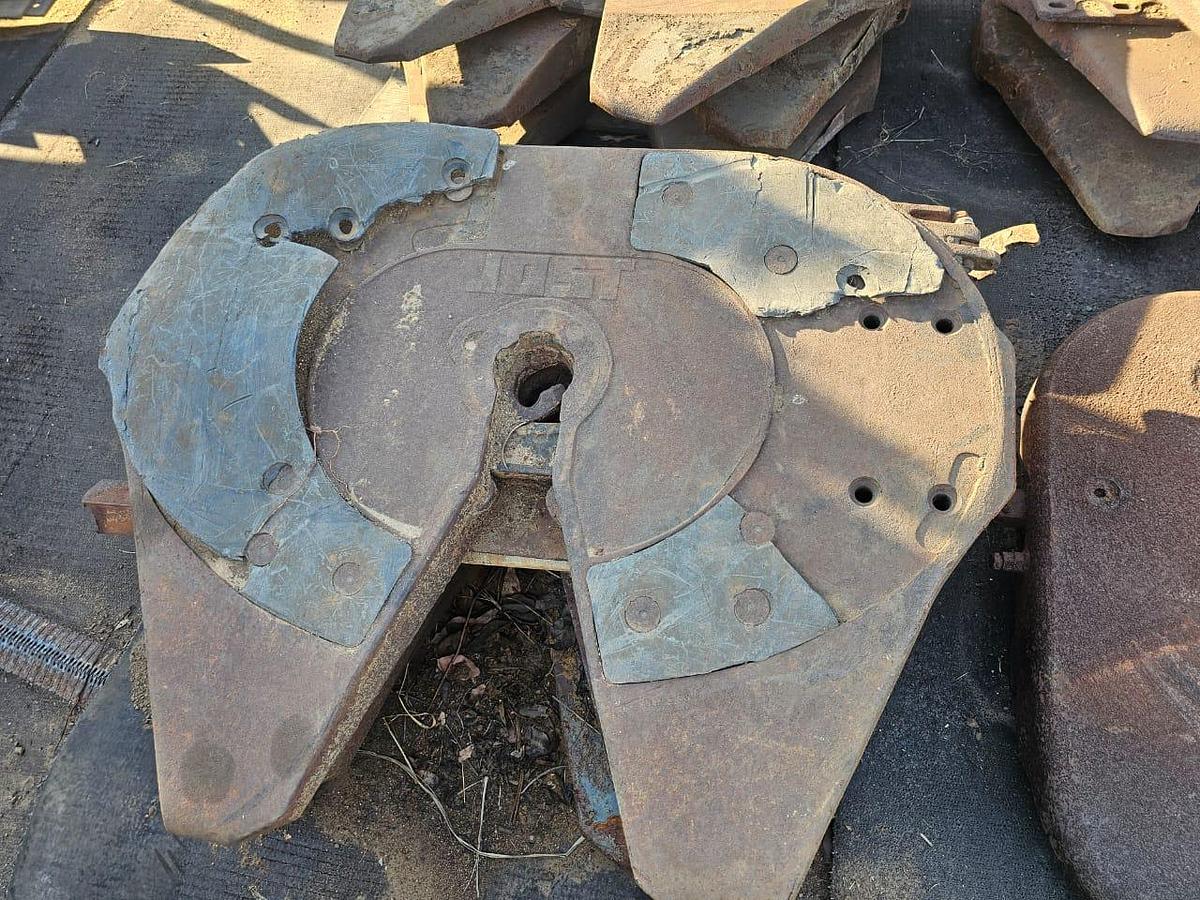 Used 5TH WHEELS (USED)