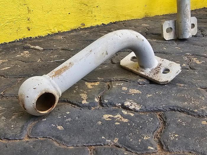 Used STANCION HAND RAILS