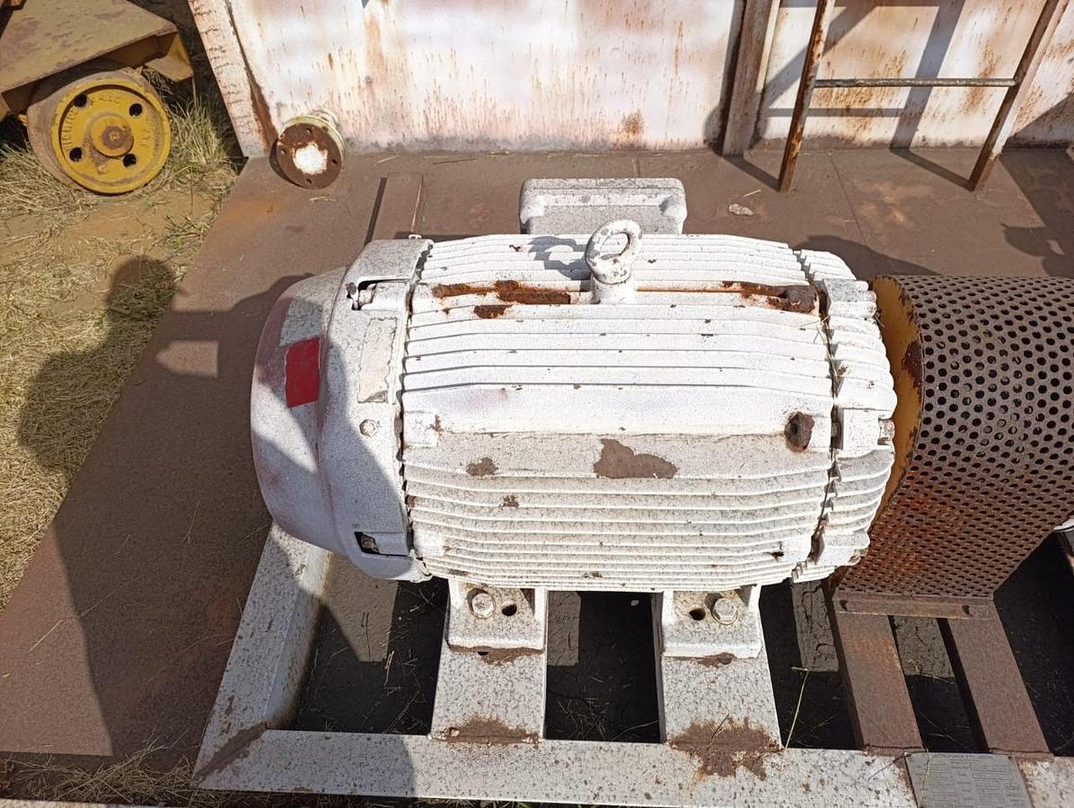 Used TANK WITH 75 KW ELECTRIC MOTOR AND PUMP - USED CONDITION