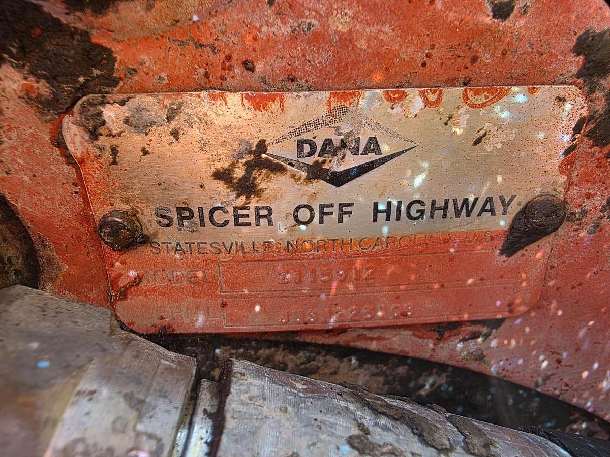 Used DANA SPICER FRONT DIFF (USED)