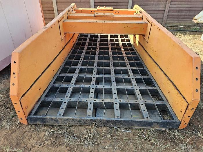 Used SINGLE DECK SCREEN 