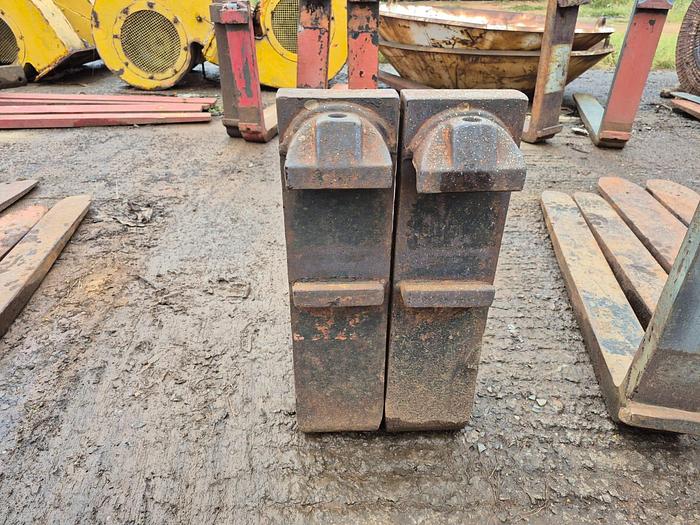 Used FORK LIFT FORKS (900mm x 130mm x 470mm)
