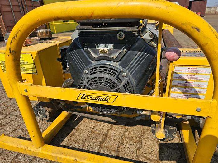 Used TERRAMITE ROLLER SCREED