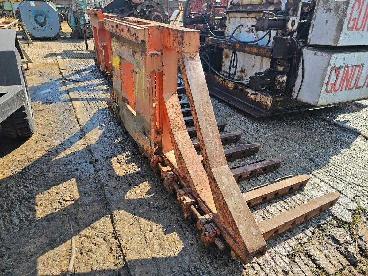 Used FORKLIFT ATTACHMENT