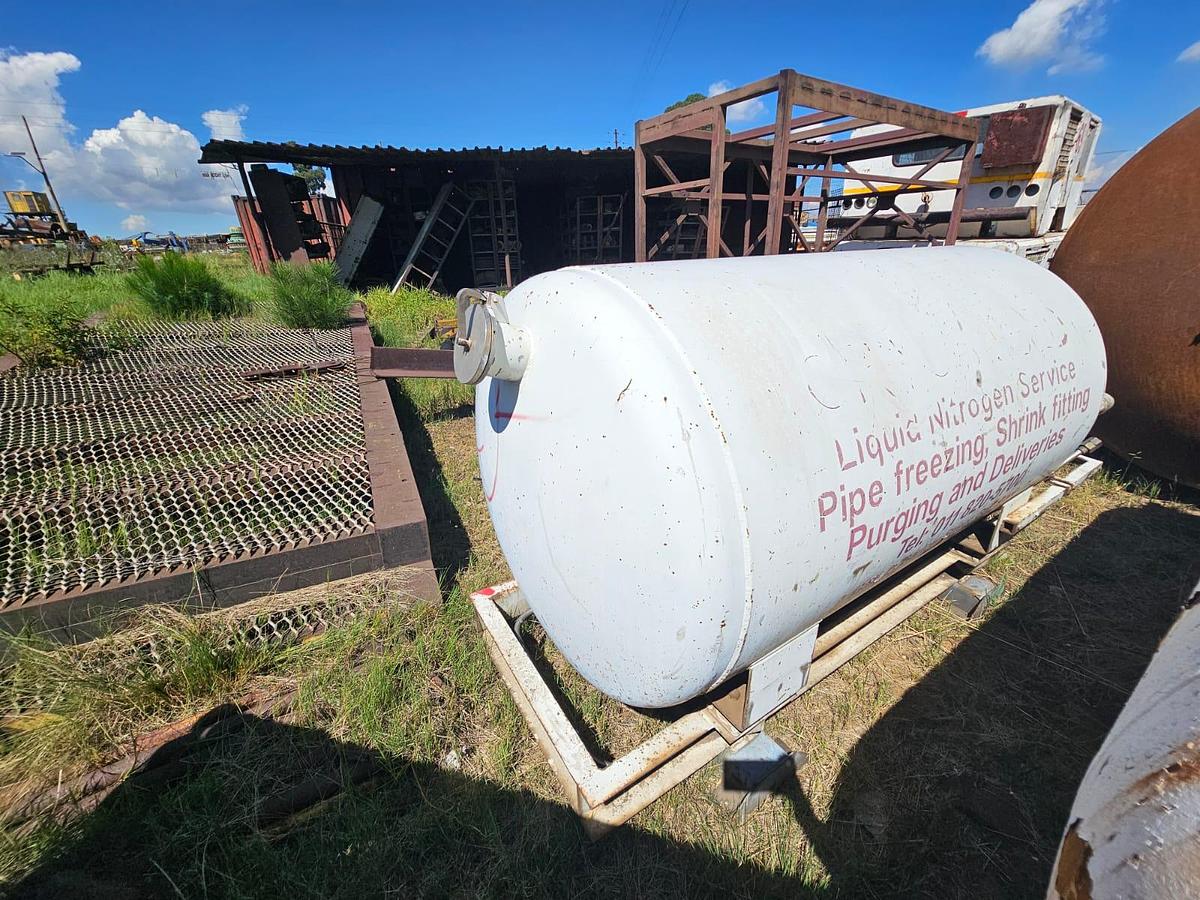 Used 1500 LITER LIQUID NITROGEN TANK(USED)