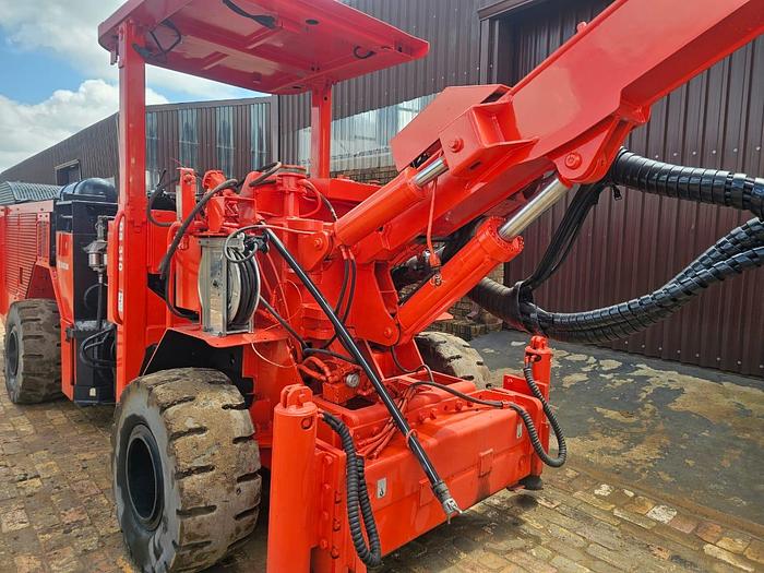 Used SANDVIK DS310 ROCK ROOF BOLTER
