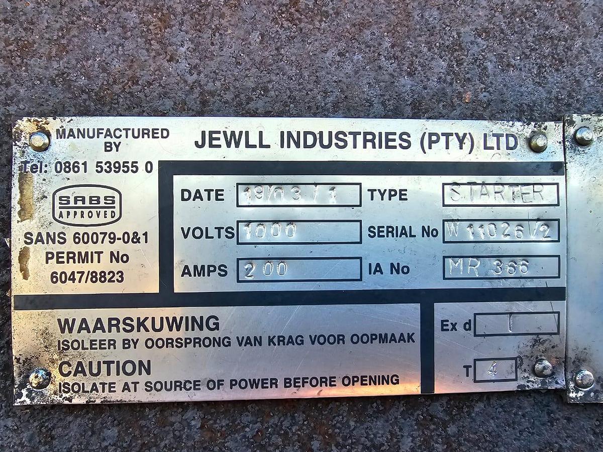 Used 4500 LITRE TANK ON STAND