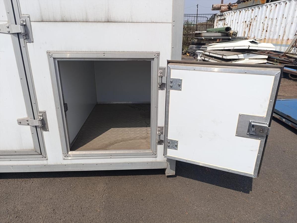 Used UD TRUCK FRIDGE WITH FOUR (4) SEPERATE FRIDGE COMPARTMENTS - GOOD CONDITION