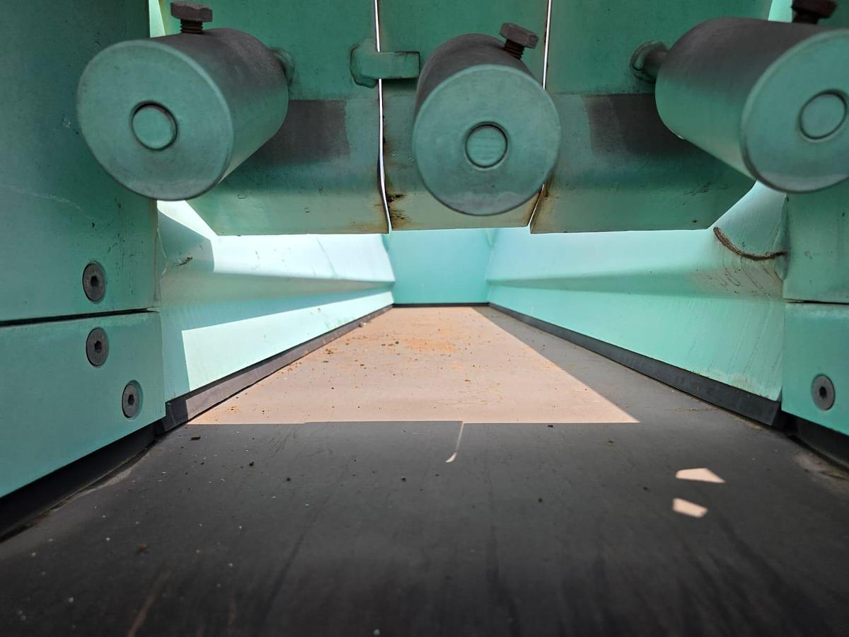 Used PILOT MODULAR BFH560 FEEDING BIN ON SKIDS 500MM CONVEYOR 3.5M