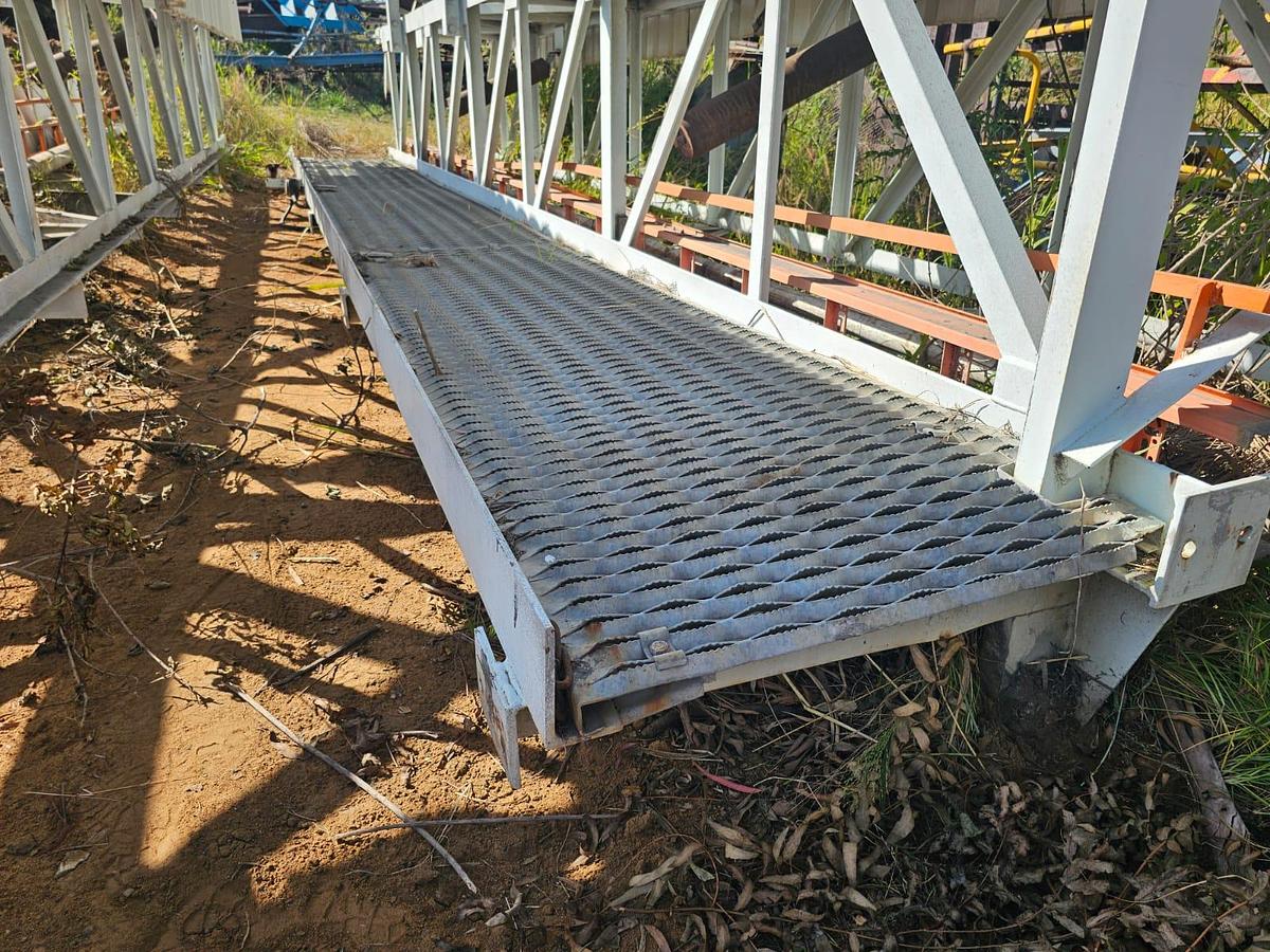 Used 1050 MM CONVEYOR STRUCTURE WITH ROOF (USED)