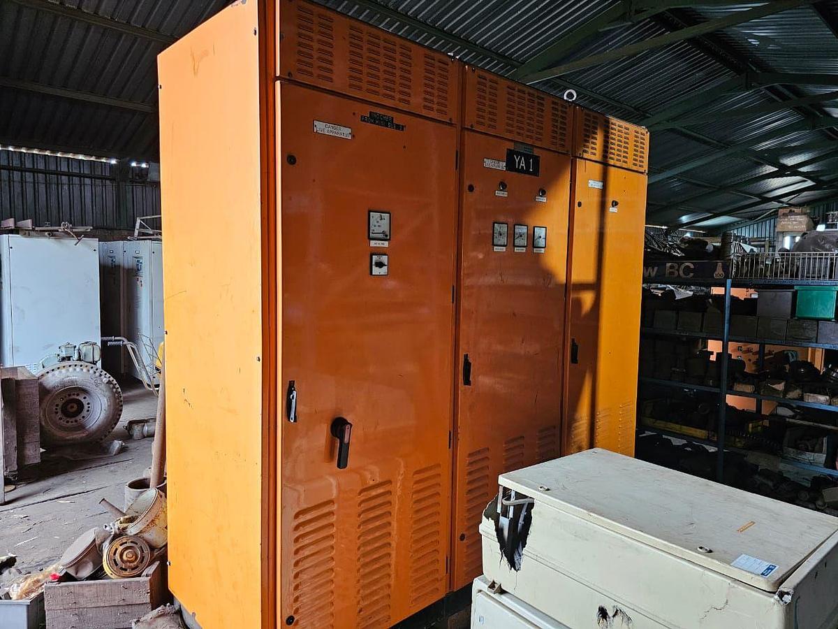 Used BROWN BOVERI ELECTRICAL DISTRIBUTION BOARD / INDEPENDENT SWITCHBOARD