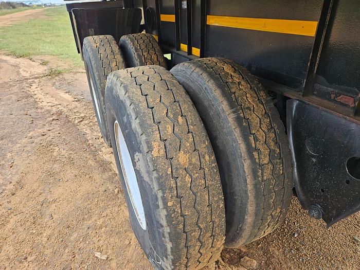 Used SERCO DOUBLE AXLE ISOLATED BODY TRAILER WITH RAVIOLI TAIL LIFT