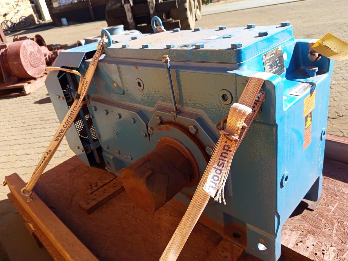 Used SIEMENS GEARBOX 96KW 42L