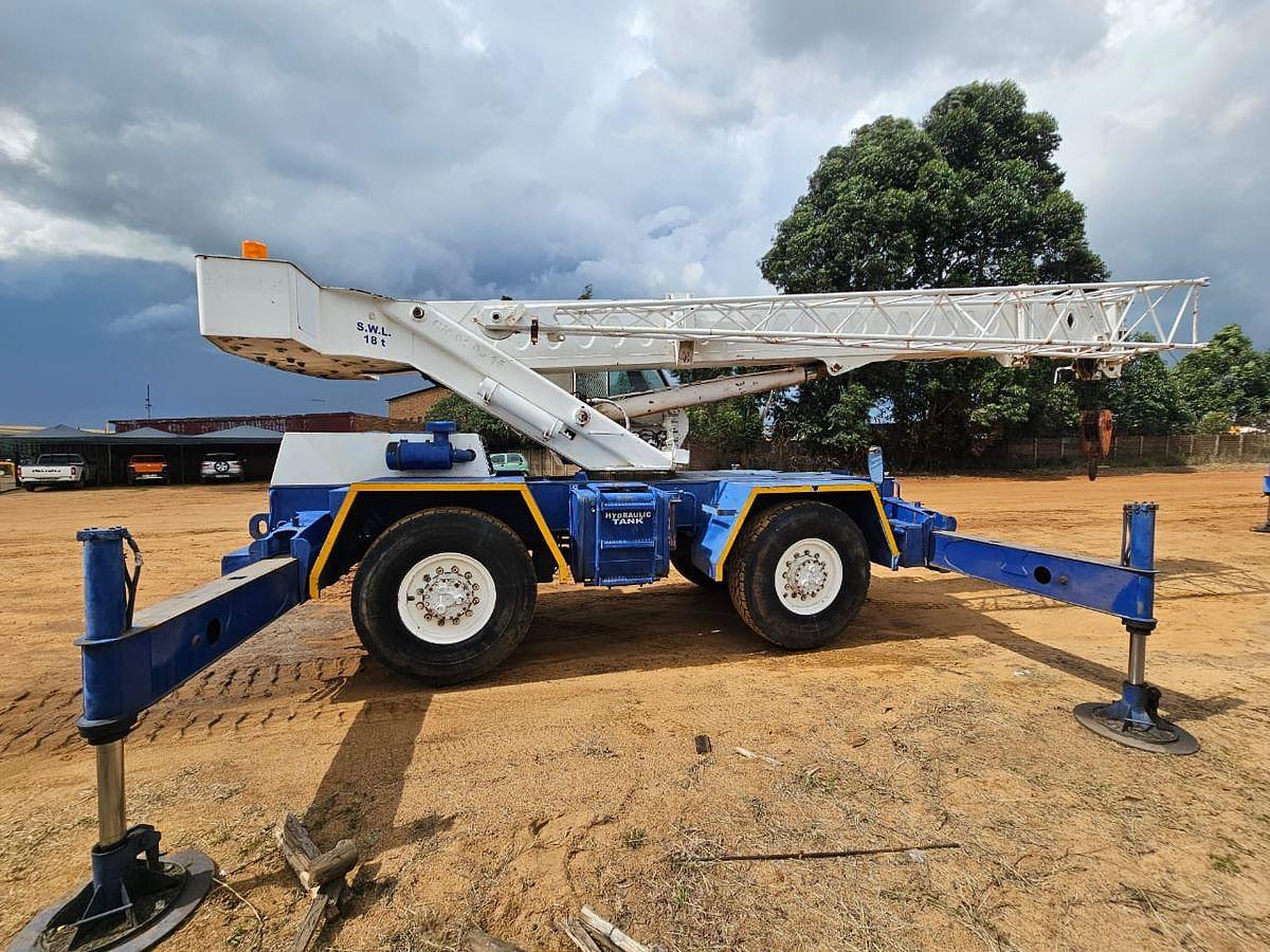 Used 18 TONNES CAPACITY FAUN CRANE - OPERATIONAL