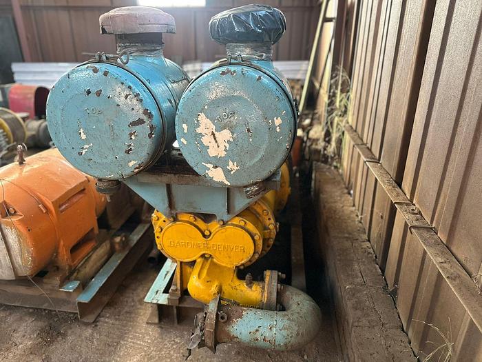 Used 200HP 380V ELECTRIC 1000CFM GARDNER-DENVER COMPRESSOR UNITON STAND (NOT TESTED)