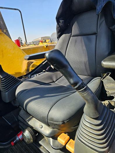 Used Komatsu PC 200-8MO EXCAVATOR