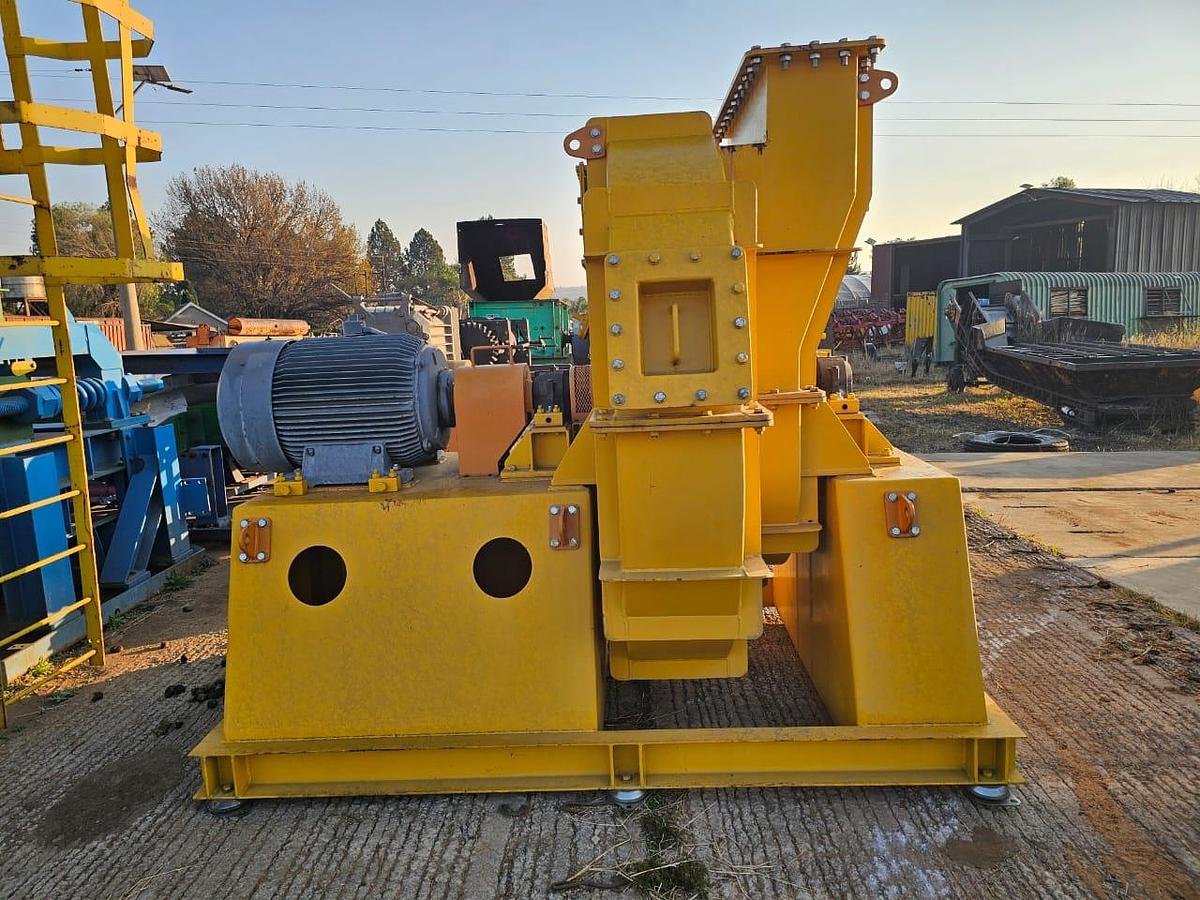 Used 90 5RP3 UNIVERSAL FAN WITH 90 KW ELECTRIC MOTOR
