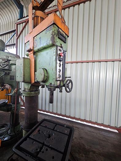 Used ELLIOTT GILBERT HEAVY DUTY ELECTRICAL DRILL (NOT TESTED)