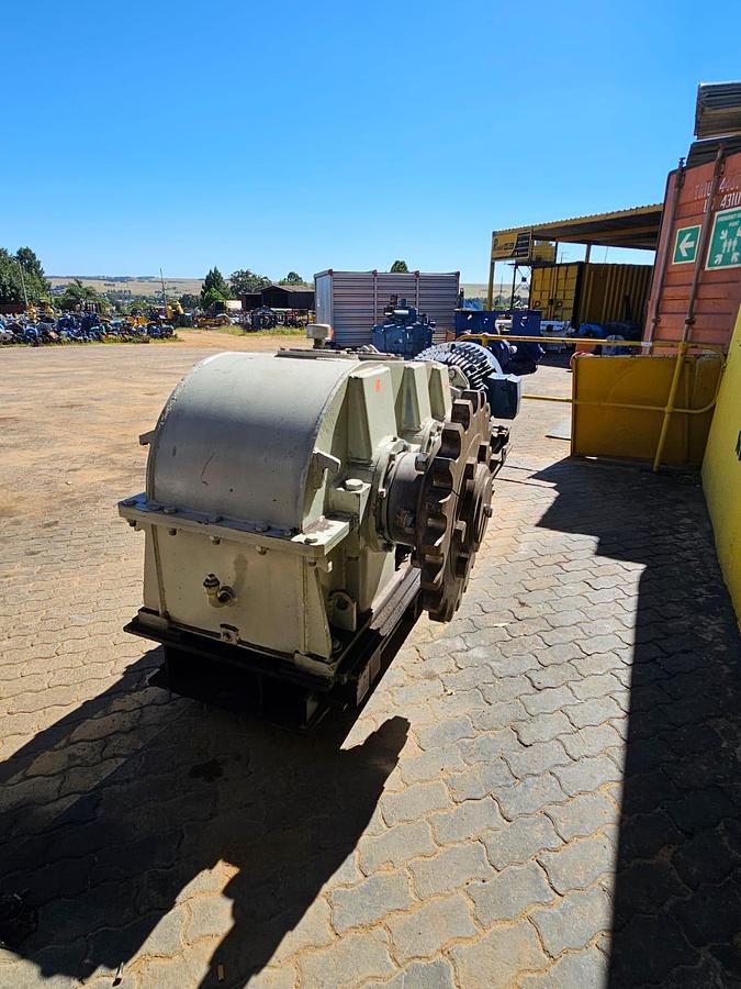 Used 64:1 75KW POWER PACK FANCRAFT GEARBOX (USED)