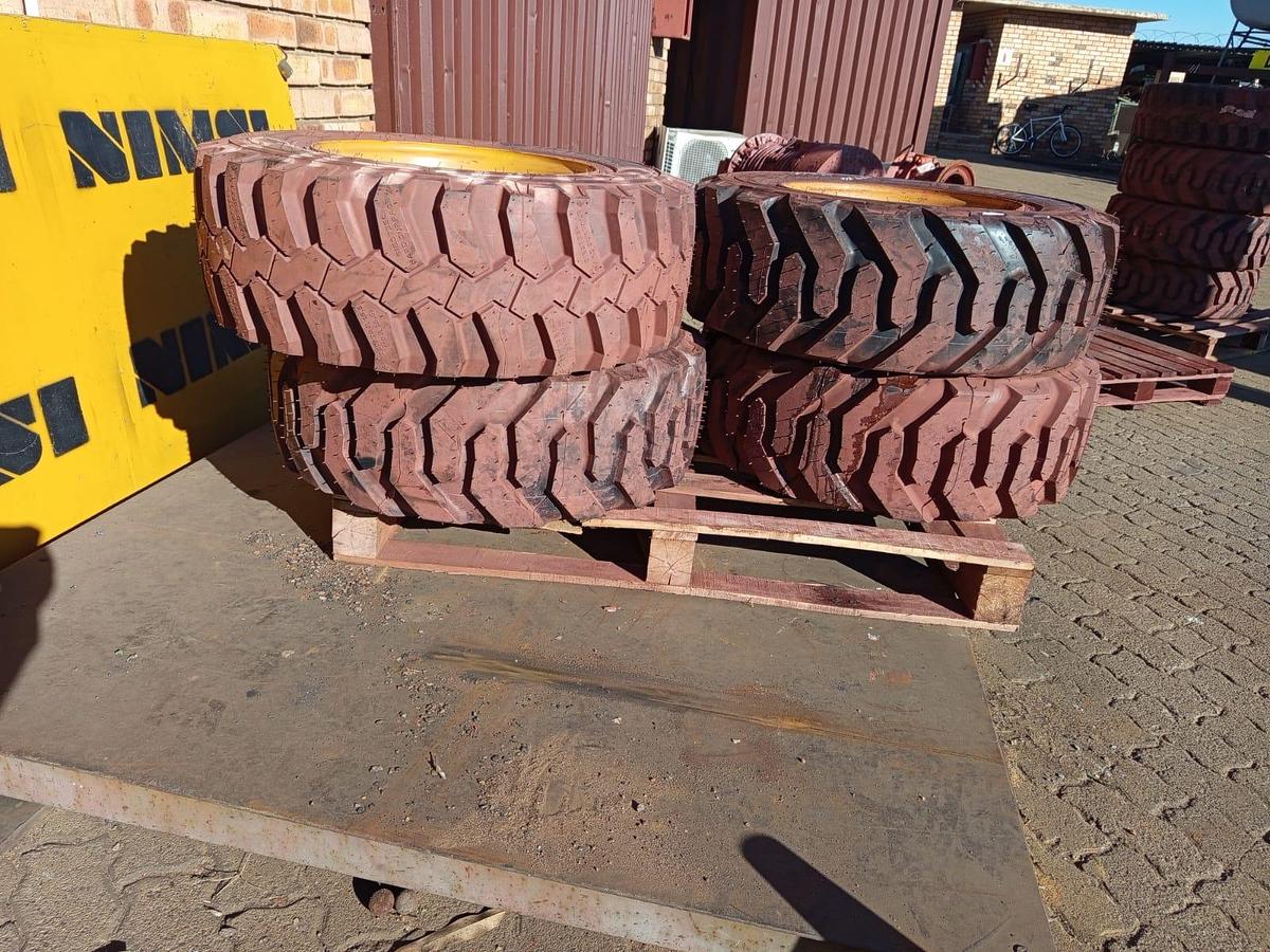 Used MICHELIN BIBSTEEL ALL TERRAIN TYRES 260/70R 16.6 IND X4