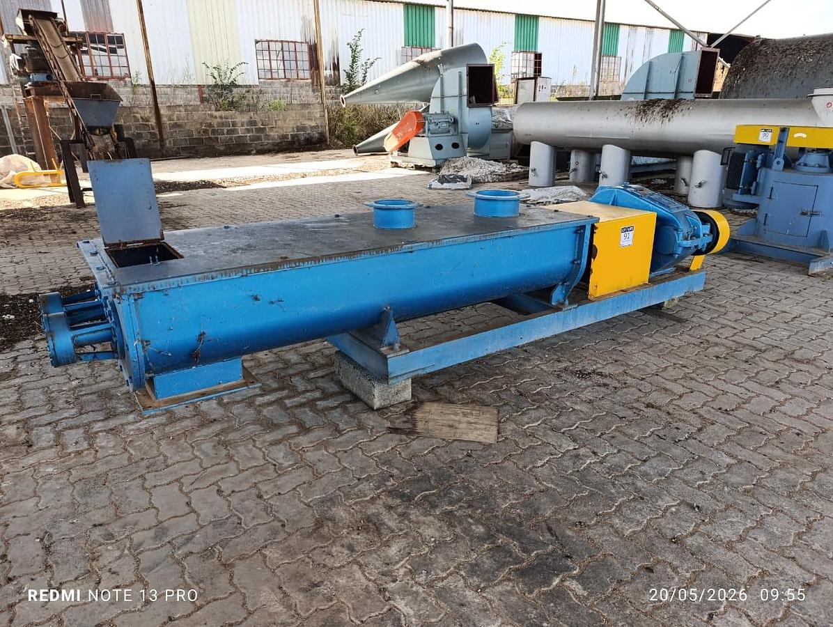 Used HORIZONTAL DOUBLE SHAFT MIXER WITH 7.5KW ELECTRIC MOTOR