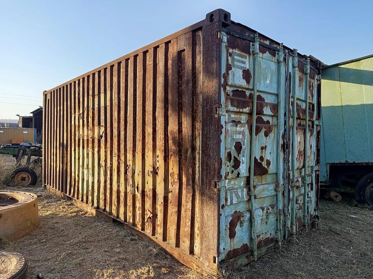 Used 6 METRE STORAGE CONTAINER - USED CONDITION