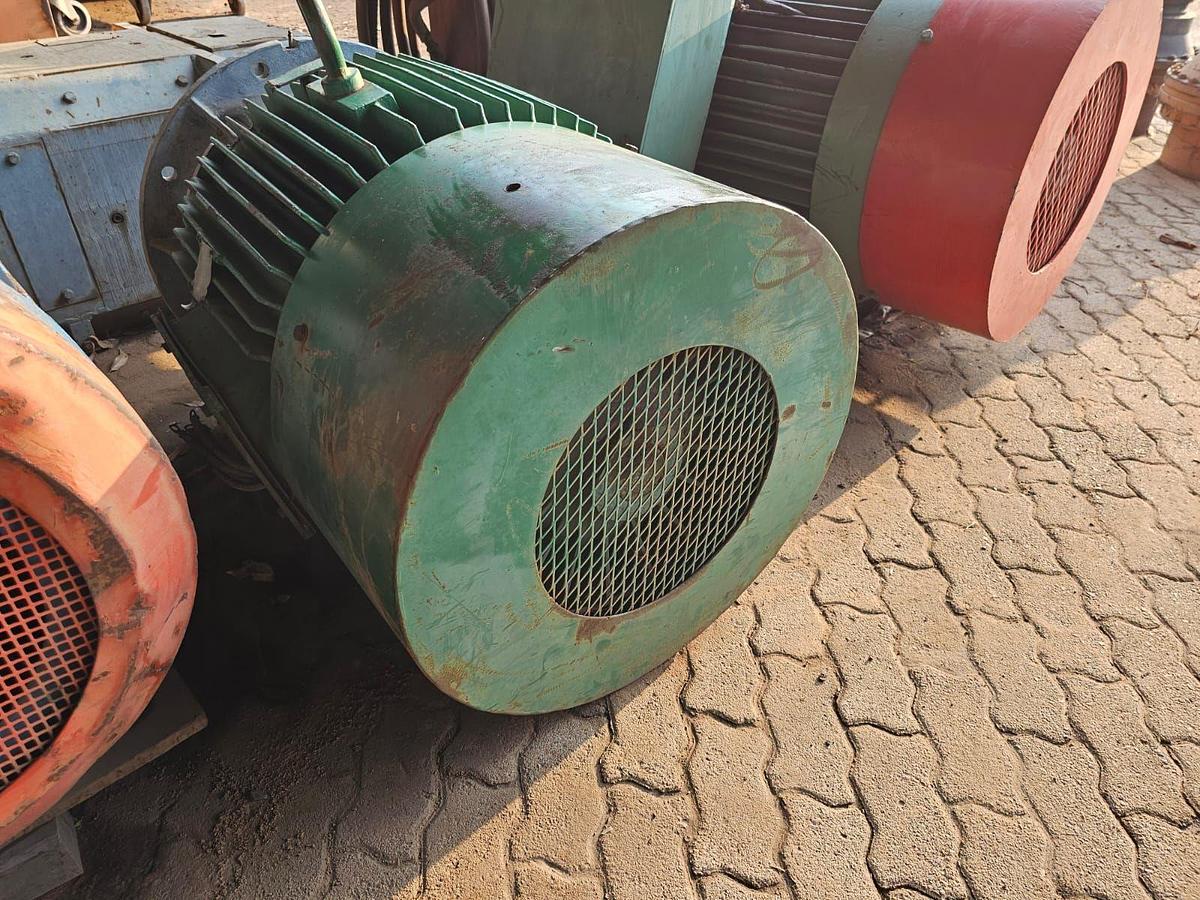 Used 116.8 KW ELECRIC MOTOR