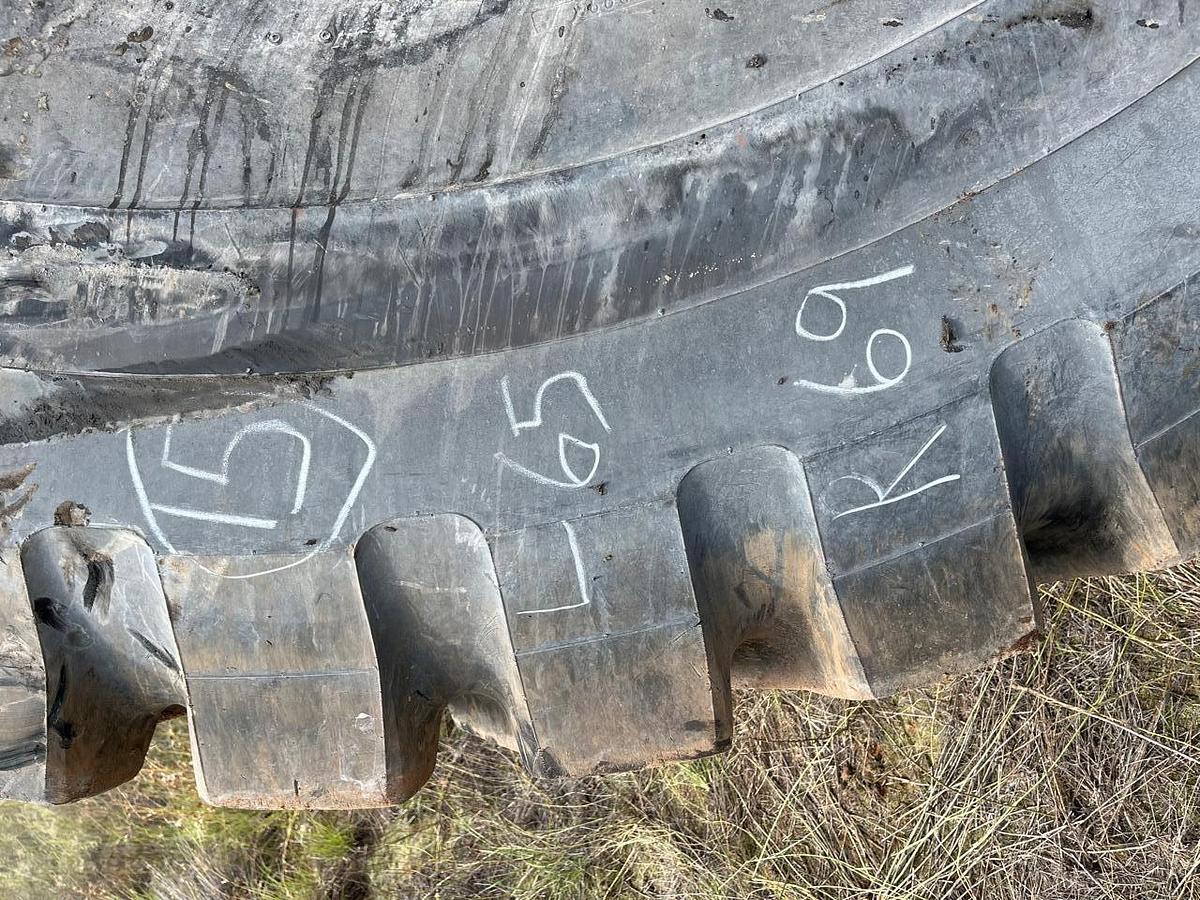 Used MIXED BRIDGESTONE EARTHMOVING TYRES - USED CONDITION