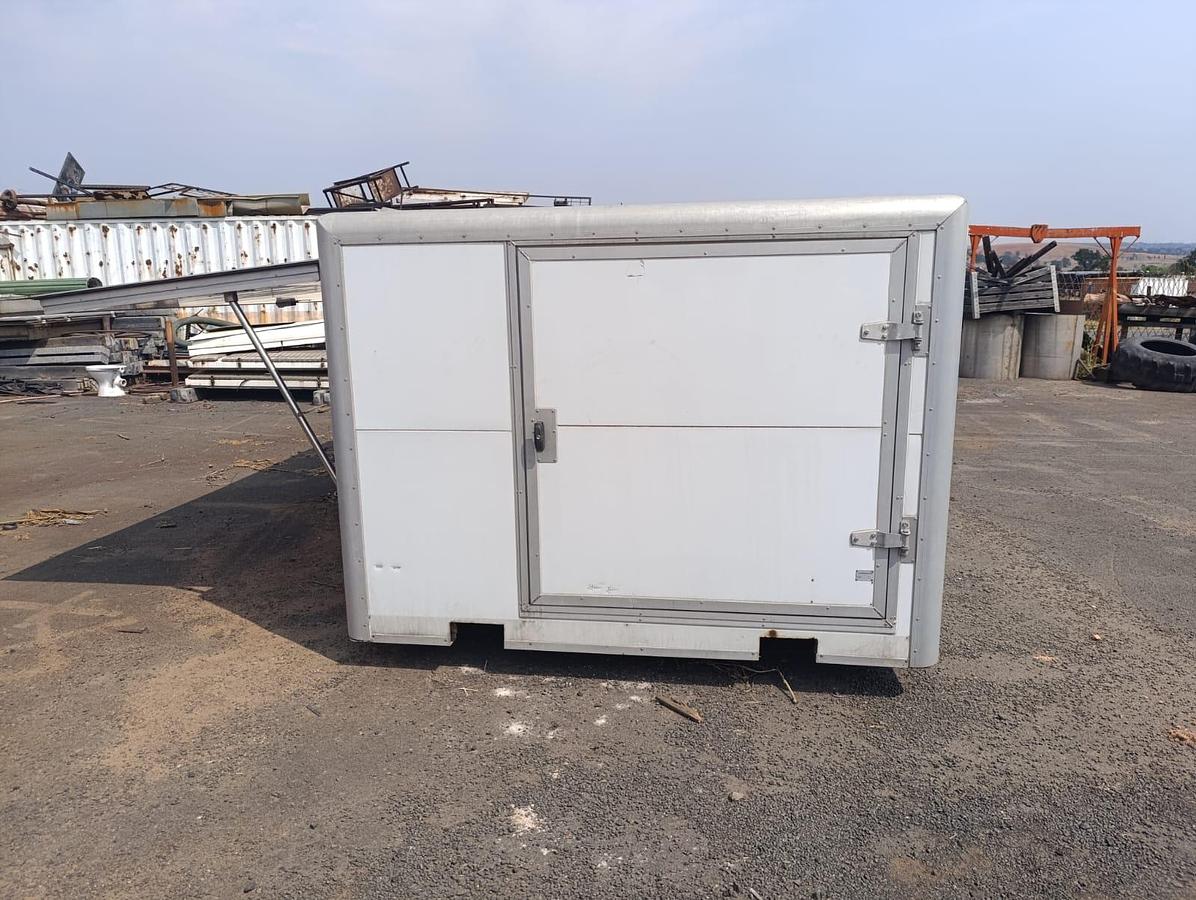 Used UD TRUCK FRIDGE WITH FOUR (4) SEPERATE FRIDGE COMPARTMENTS - GOOD CONDITION