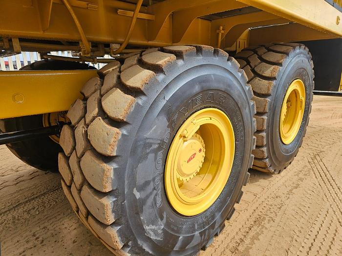 Used BELL B25D 6X6 FULLY EQUIPPED ARTICULATED SERVICE TRUCK/UNIT (RUNNER)