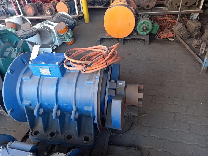 Used VIBRATING MOTOR