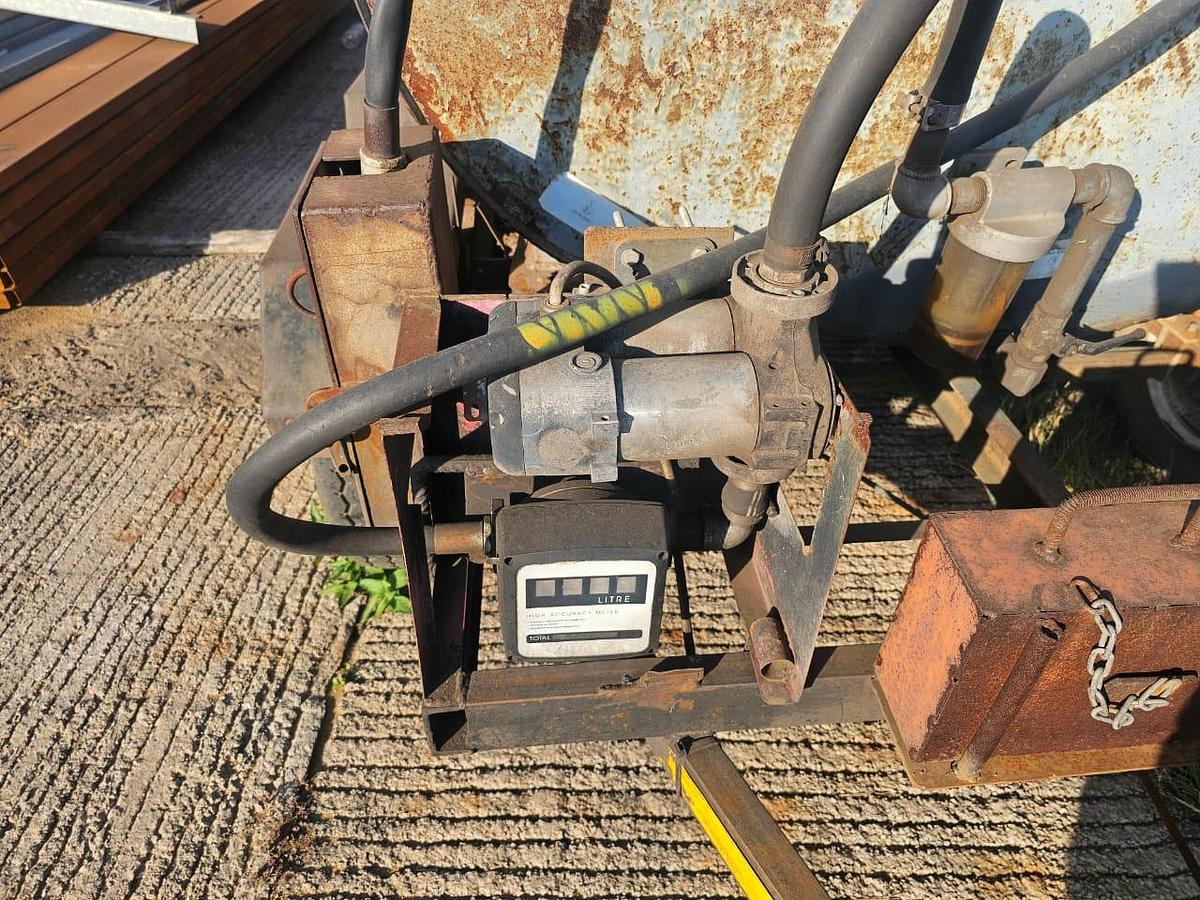 Used HEAVY DUTY 2500 LITRE DIESEL BOWSER TRAILER WITH PUMP & METER- USED CONDITION