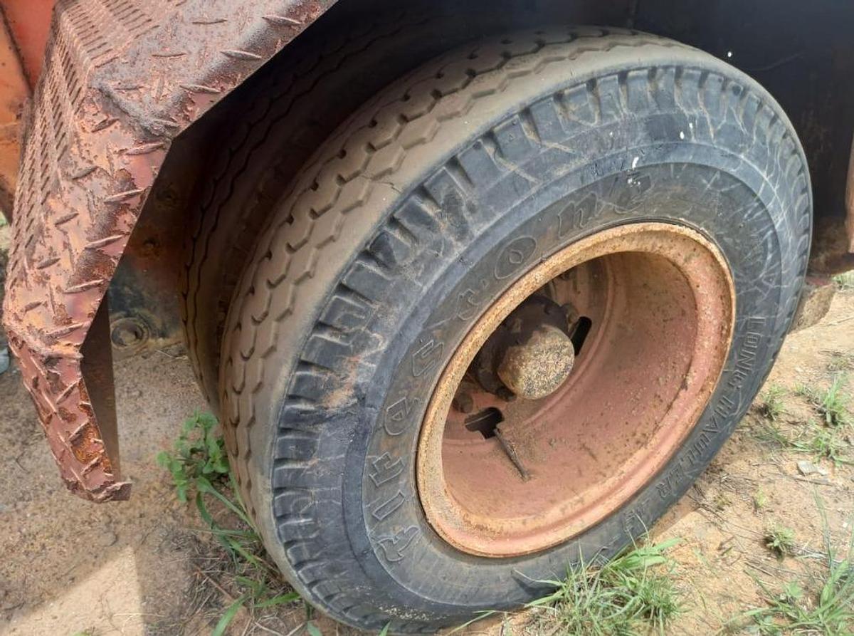 Used SIX CUBE READY-MIX CONCRETE MIXER ON TRAILER WITH DIESEL MOTOR AND HYDRAULIC DRIVES
