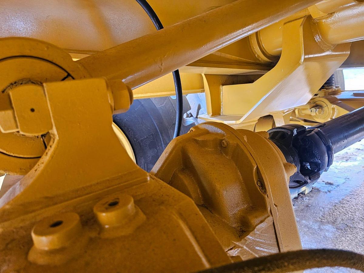 Used BELL ADT B40D 6X6 (USED)