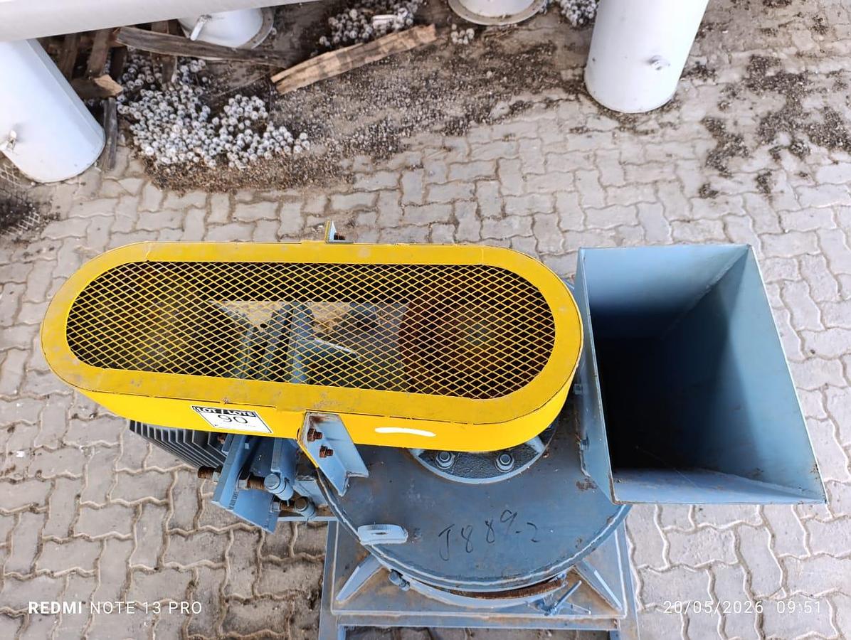 Used NEW VERTICAL IMPACT CRUSHER WITH 15 KW ELECTRICAL MOTOR