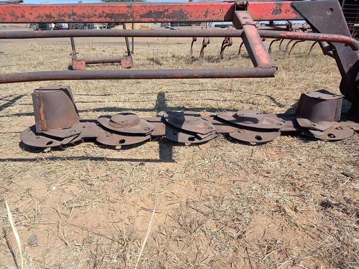Used KUHN 5 TOLL CUTTING MACHINE