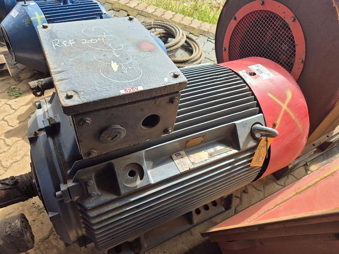 Used CMG SIEMENS 160KW ELECTRIC MOTOR